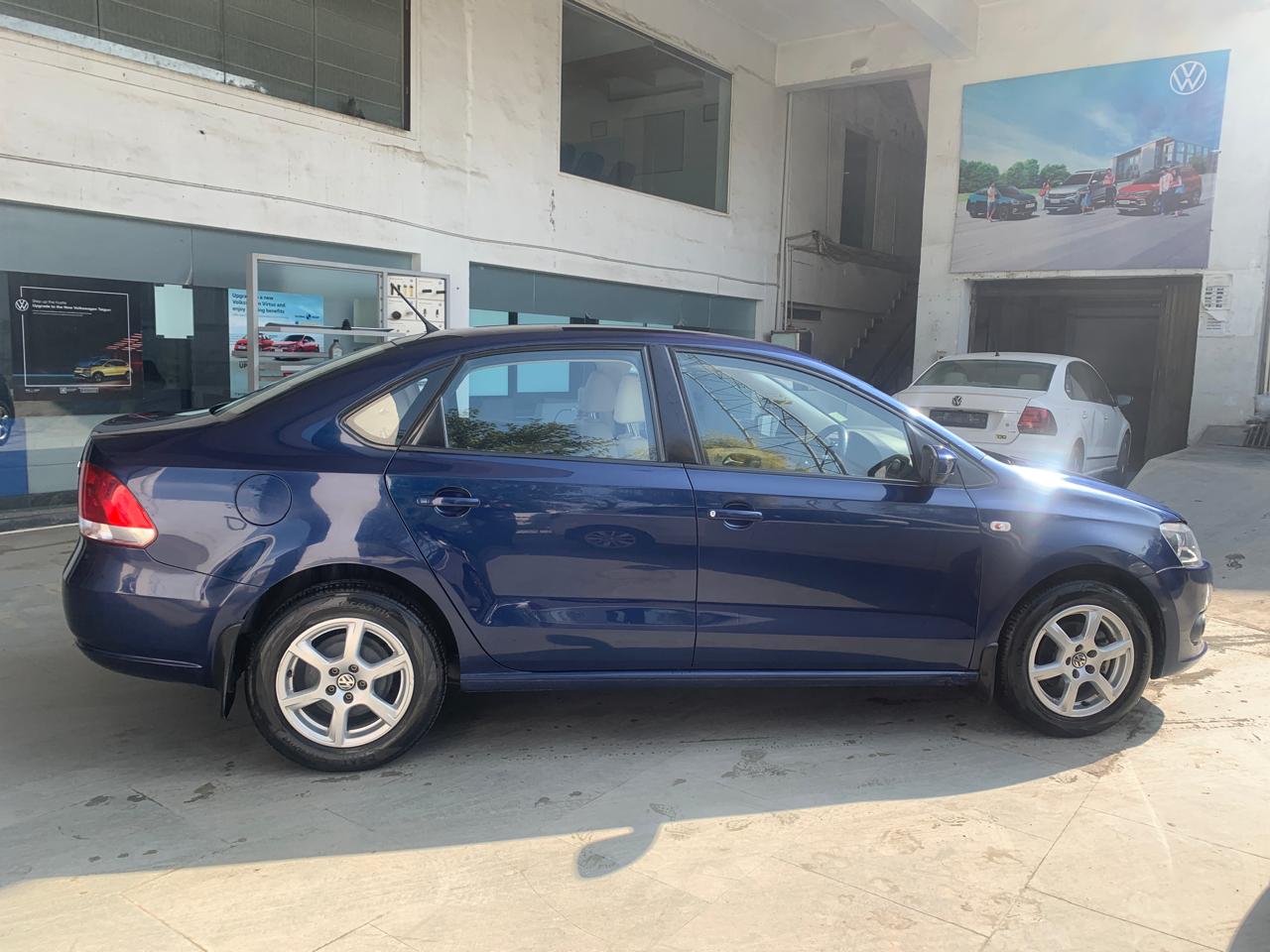 Volkswagen Vento(2012-2014) Highline Diesel